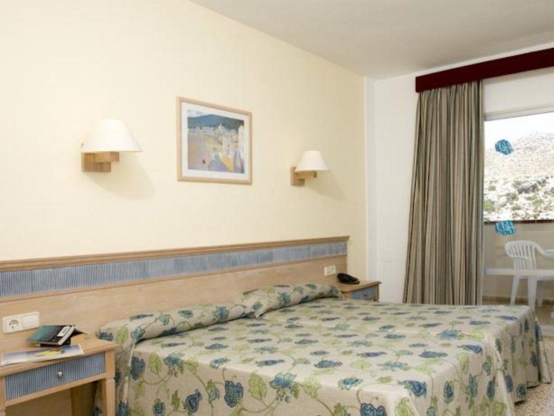 Globales Simar Hotel Cala San Vicente  Ngoại thất bức ảnh